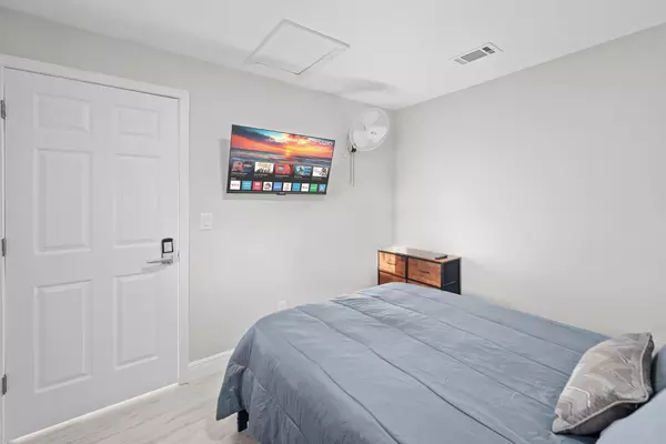 Coliving in College Park JAX - Northside, Jacksonville