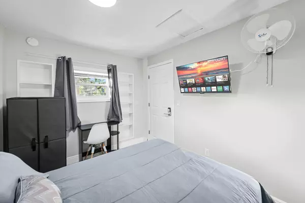 Coliving in College Park JAX - Northside, Jacksonville