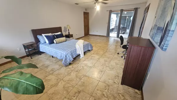 Coliving in Deltona - Outer Orlando, Orlando