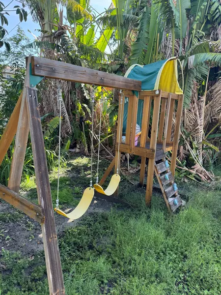 Coliving in Shore Acres - Clearwater-St. Petersburg, Tampa