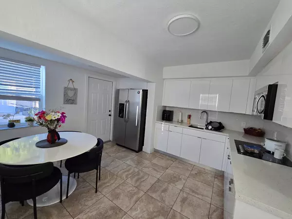 Coliving in Hialeah - Miami Dade, Miami