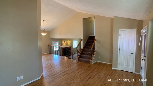 3 bedrooms apartment for rent in Stratmoor - South COS, Colorado Springs