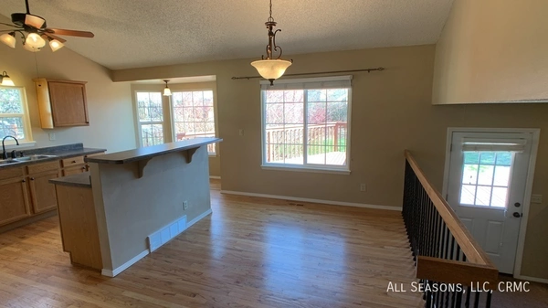 3 bedrooms apartment for rent in Stratmoor - South COS, Colorado Springs