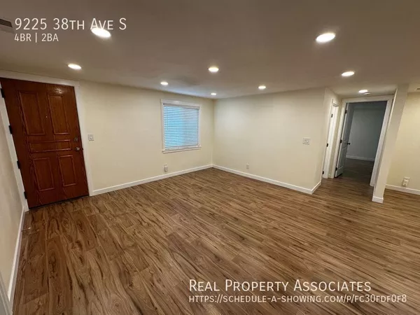 3 bedrooms apartment for rent in Dunlap - SE Seattle, Seattle