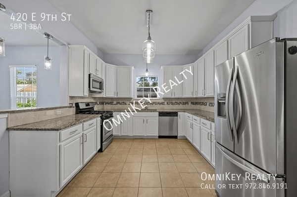 5 bedrooms apartment for rent in Oak Cliff - Sw Dallas, Dallas