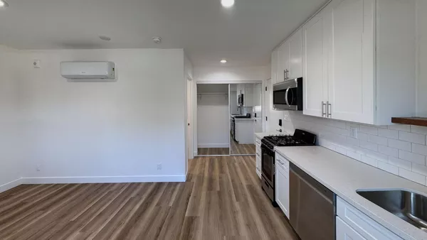 Studio Apartment for rent in Palms - Westside / South Bay, Los Angeles