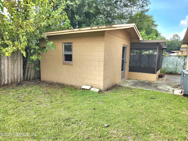 4 bedrooms apartment for rent in Lake Forest - Northside, Jacksonville