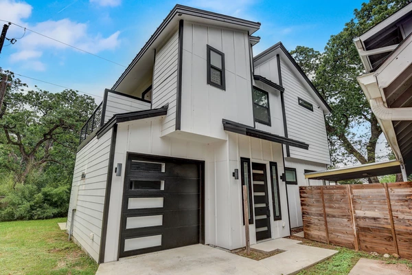 2 bedrooms apartment for rent in Windsor Park - East Austin, Austin
