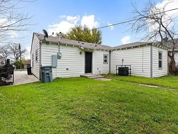 3 bedrooms apartment for rent in Cedar Crest - Se Dallas, Dallas