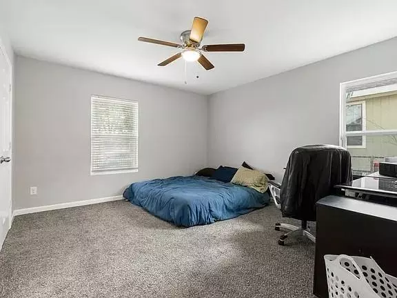 3 bedrooms apartment for rent in Cedar Crest - Se Dallas, Dallas
