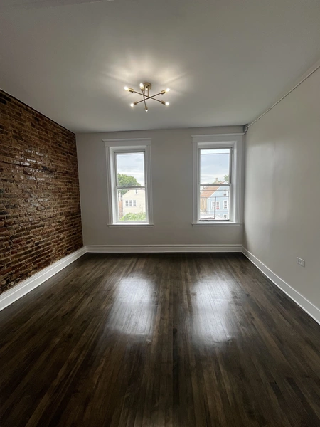 2 bedrooms apartment for rent in South Lawndale - West Side, Chicago