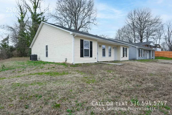 3 bedrooms apartment for rent in East Greensboro - Greensboro, Greensboro