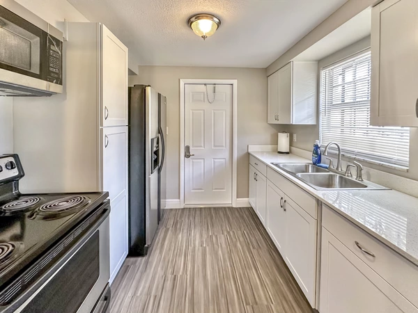 Coliving in Grant Park Tampa - East Tampa, Tampa