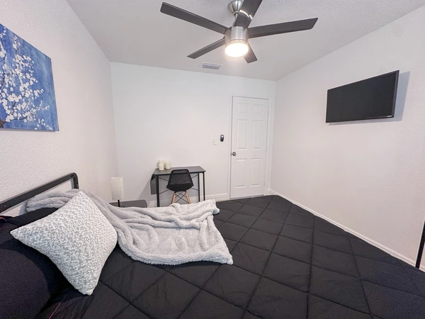 Coliving in Forest Hills Tampa - North Tampa, Tampa