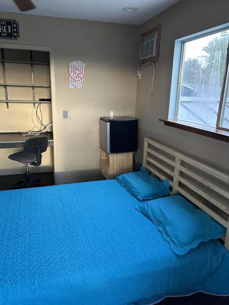 Coliving in Windsor Park - East Austin, Austin