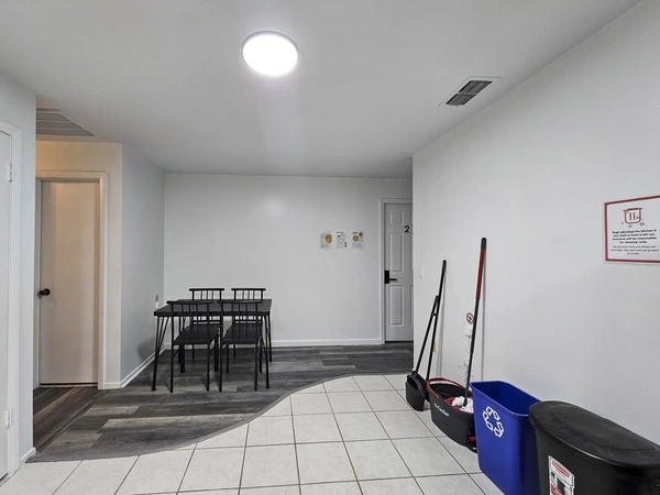 Coliving in Land O' Lakes - North Tampa, Tampa