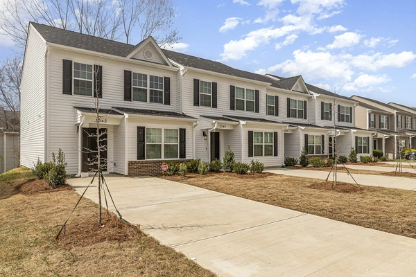 Coliving in Westchester - West Charlotte, Charlotte