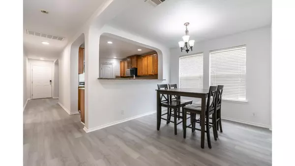 Coliving in Pecan Valley - South SATX, San Antonio