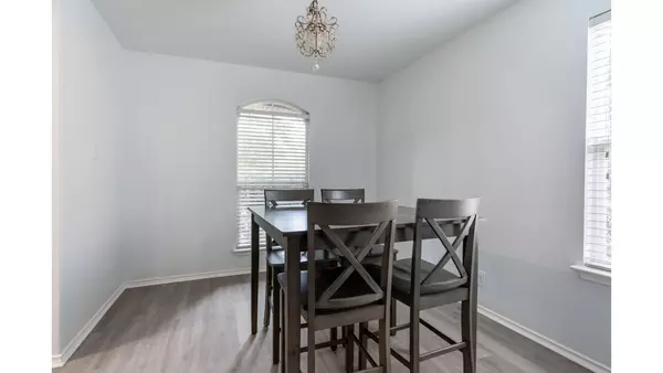 Coliving in Pecan Valley - South SATX, San Antonio