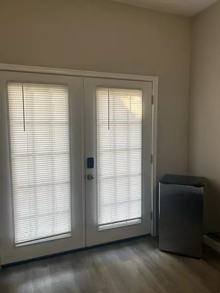 Coliving in Springfield - Downtown JAX, Jacksonville