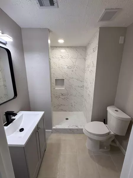 Coliving in Acres Home - Nw Houston, Houston