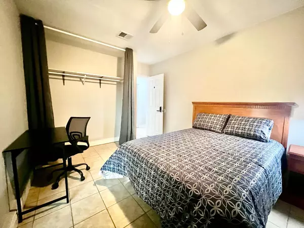 Coliving in Uptown Central - North SATX, San Antonio