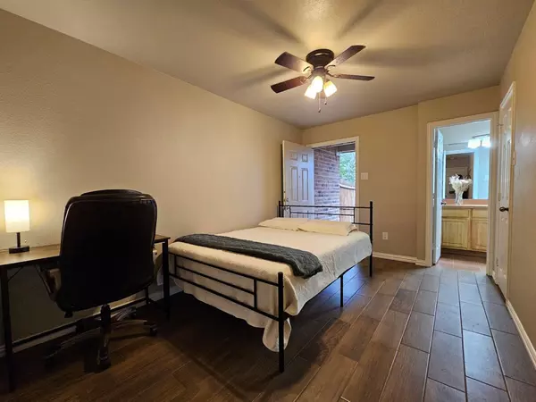 Coliving in Central Arlington - Arlington, Dallas
