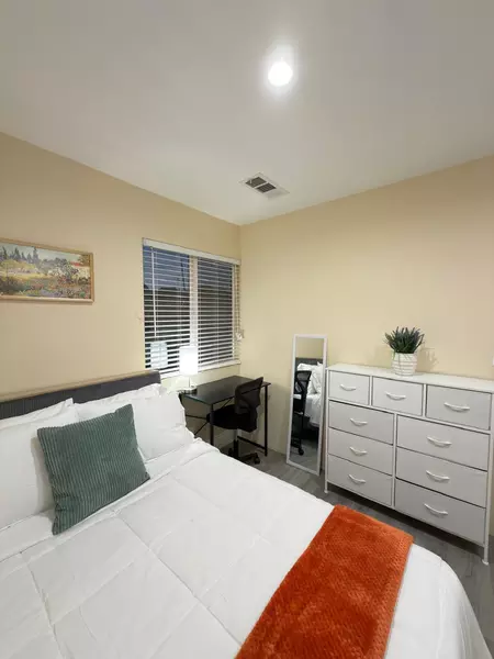 Coliving in Boyle Heights - Central Los Angeles, Los Angeles