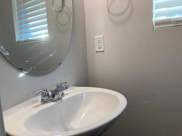 Coliving in Auburn - South Raleigh, Raleigh