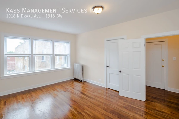 2 bedrooms apartment for rent in Logan Square - North Side, Chicago