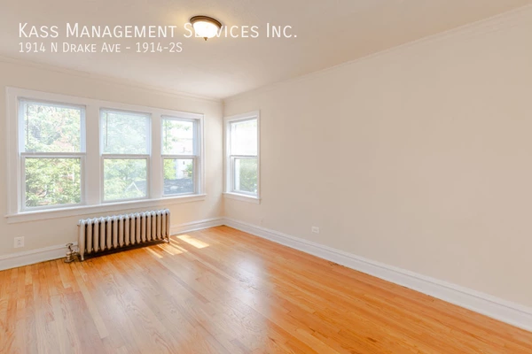 2 bedrooms apartment for rent in Logan Square - North Side, Chicago