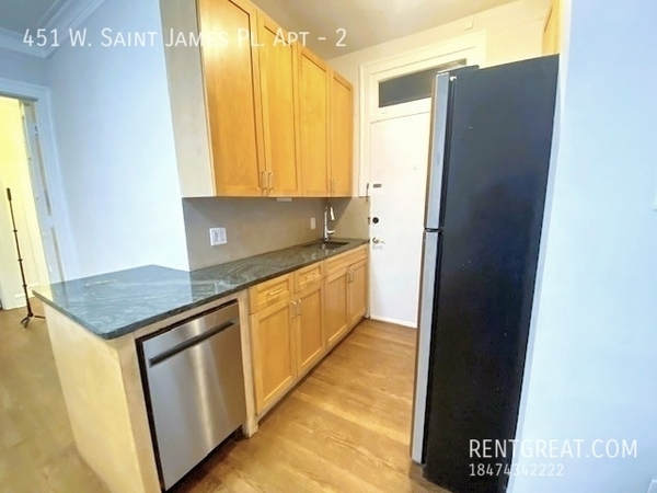 2 bedrooms apartment for rent in Lincoln Park - North Side, Chicago