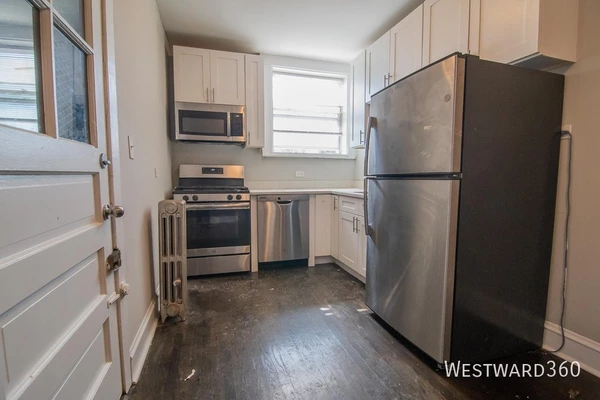 2 bedrooms apartment for rent in West Ridge - Far North Side, Chicago