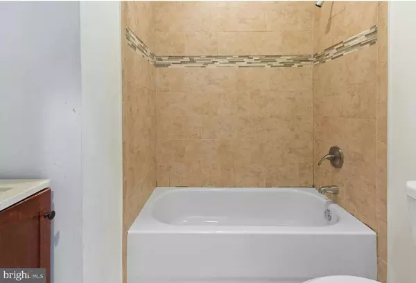 4 bedrooms apartment for rent in Cecil B. Moore - North Philadelphia, Philadelphia