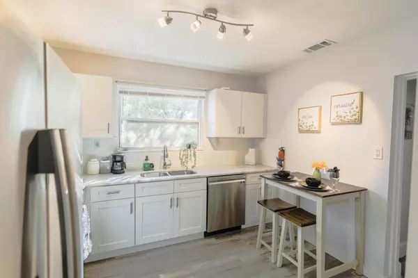 Coliving in Sulphur Springs - North Tampa, Tampa