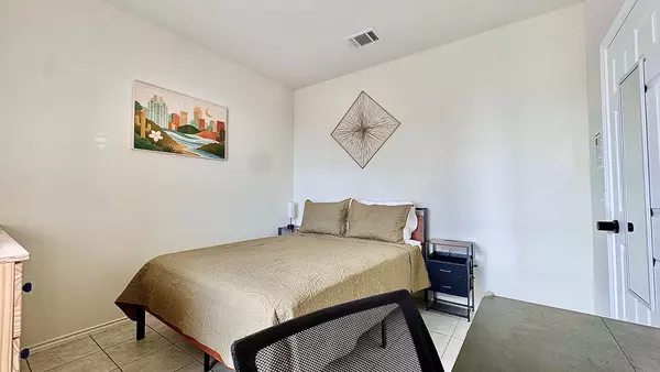 Coliving in Manor - East Austin, Austin