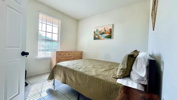 Coliving in Manor - East Austin, Austin
