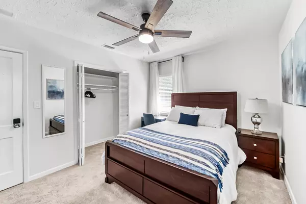 Coliving in Hogan - Southside, Jacksonville