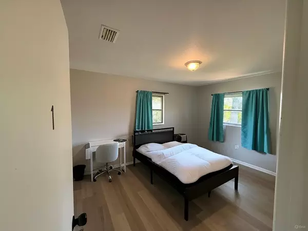 Coliving in Ybor City - Central Tampa, Tampa