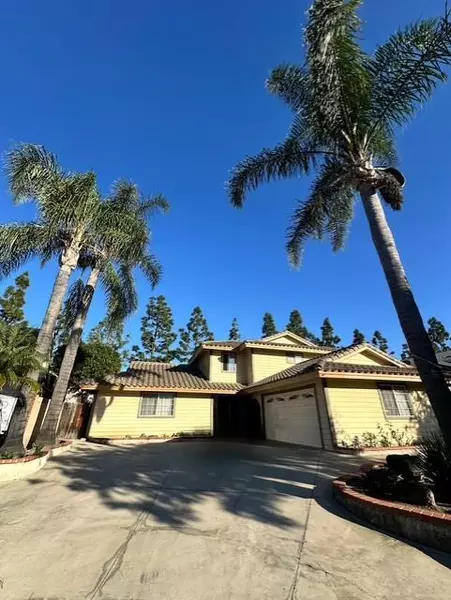 Coliving in Santa Ana - Orange County, Los Angeles