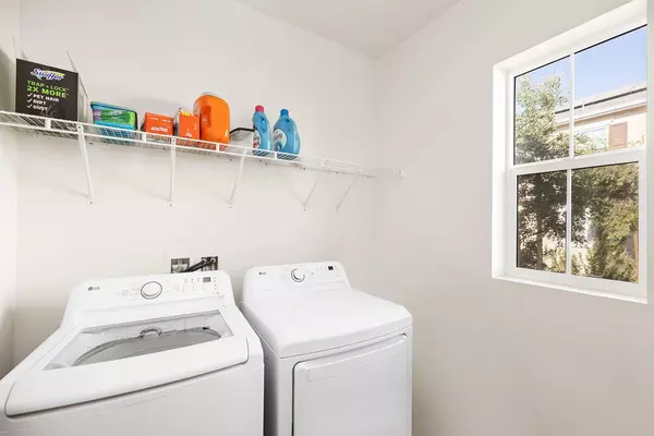 Coliving in Eastvale - Inland Empire, Los Angeles