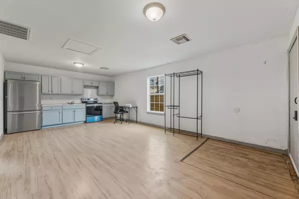 Coliving in Independence Heights - Nw Houston, Houston