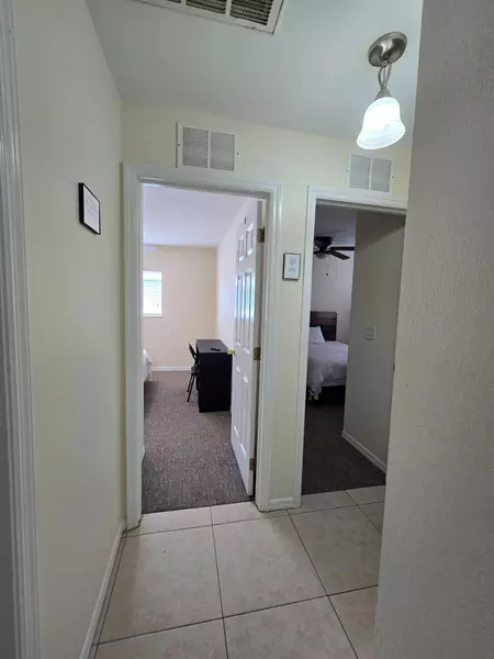 Coliving in Cape Coral - Cape Coral, Fort Myers
