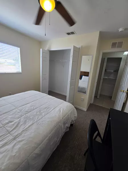 Coliving in Cape Coral - Cape Coral, Fort Myers