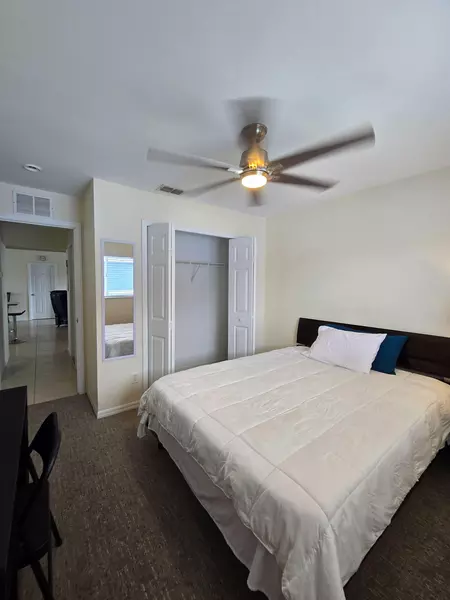 Coliving in Cape Coral - Cape Coral, Fort Myers