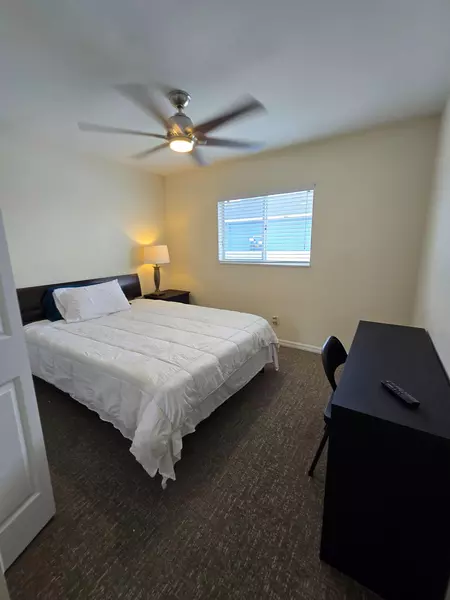 Coliving in Cape Coral - Cape Coral, Fort Myers
