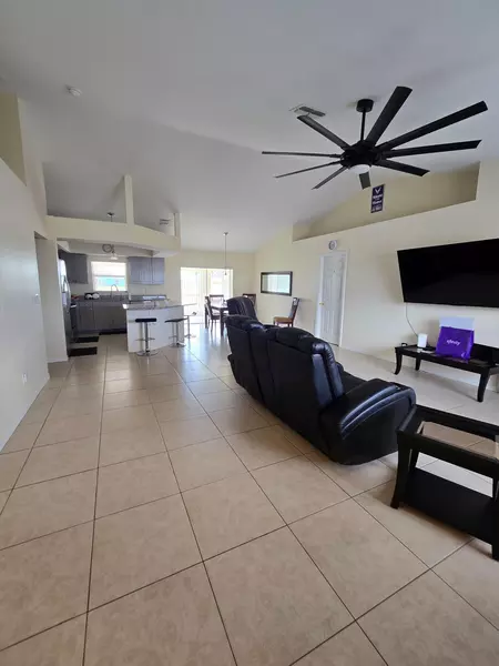 Coliving in Cape Coral - Cape Coral, Fort Myers