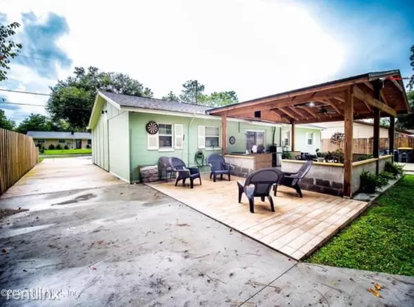 Coliving in Cedar Hills - Westside, Jacksonville