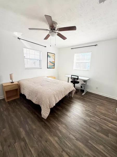 Coliving in Cedar Hills - Westside, Jacksonville