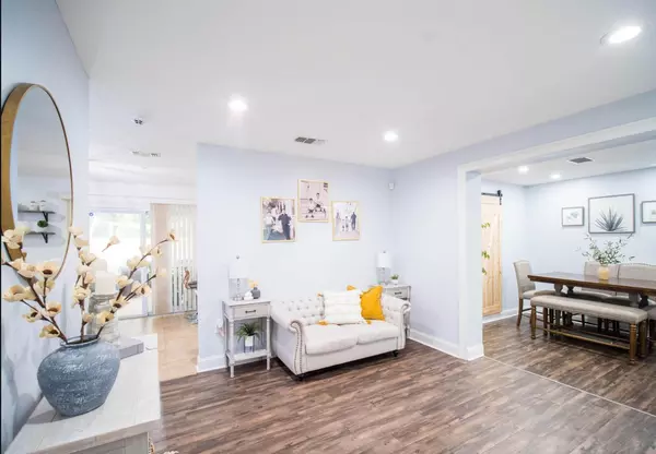 Coliving in Cedar Hills - Westside, Jacksonville